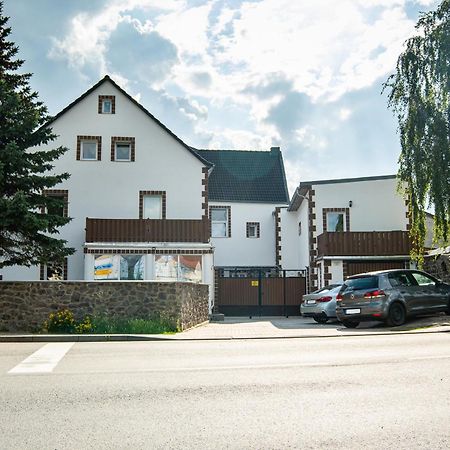 Good Sleep - Appartments Irxleben Bagian luar foto