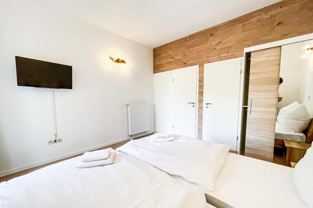 Good Sleep - Appartments Irxleben Bagian luar foto