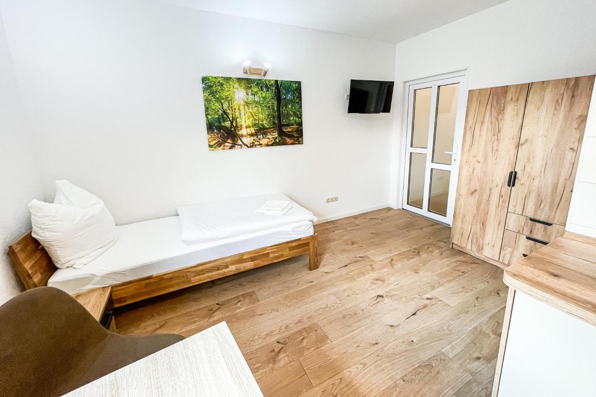 Good Sleep - Appartments Irxleben Bagian luar foto