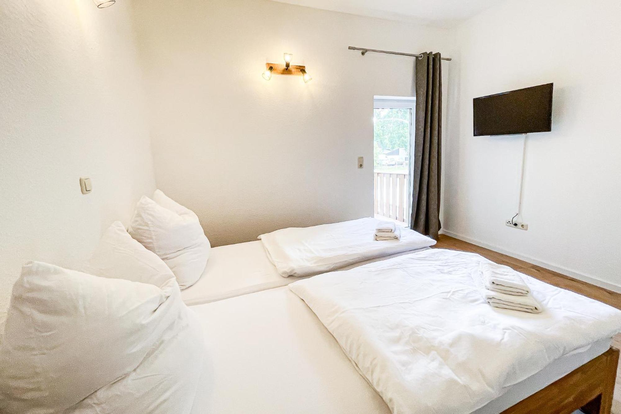 Good Sleep - Appartments Irxleben Bagian luar foto